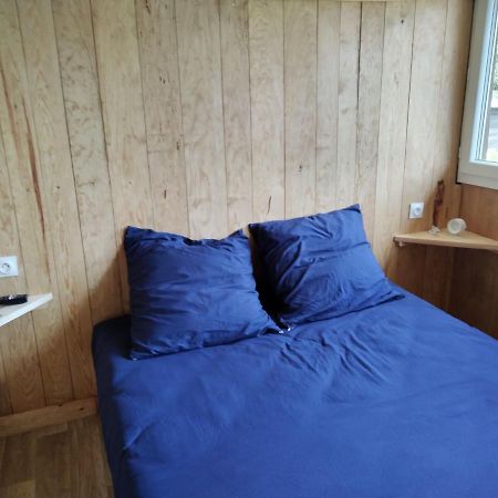 Chambre 2 A 4 Pers Gite Du Gardoir Boresse-et-Martron Kültér fotó