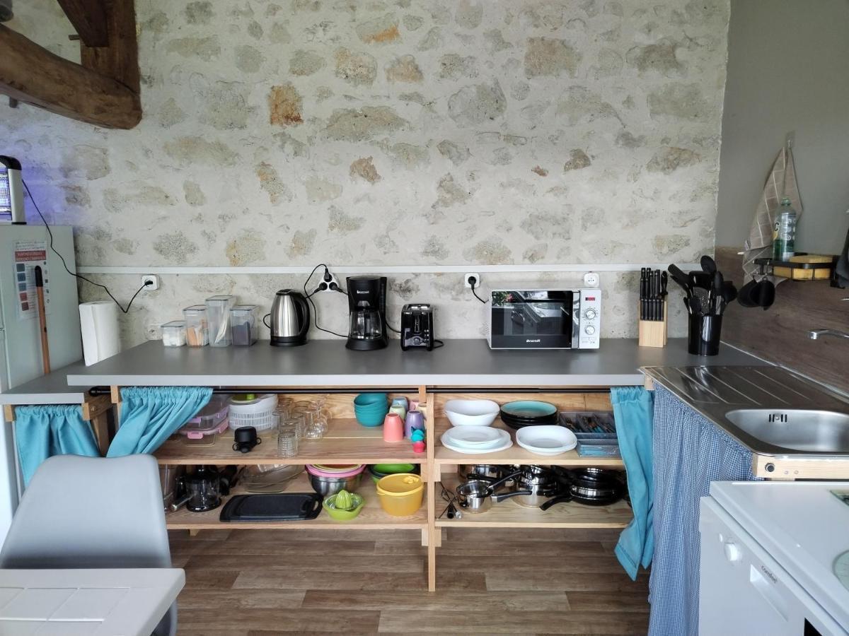 Chambre 2 A 4 Pers Gite Du Gardoir Boresse-et-Martron Kültér fotó